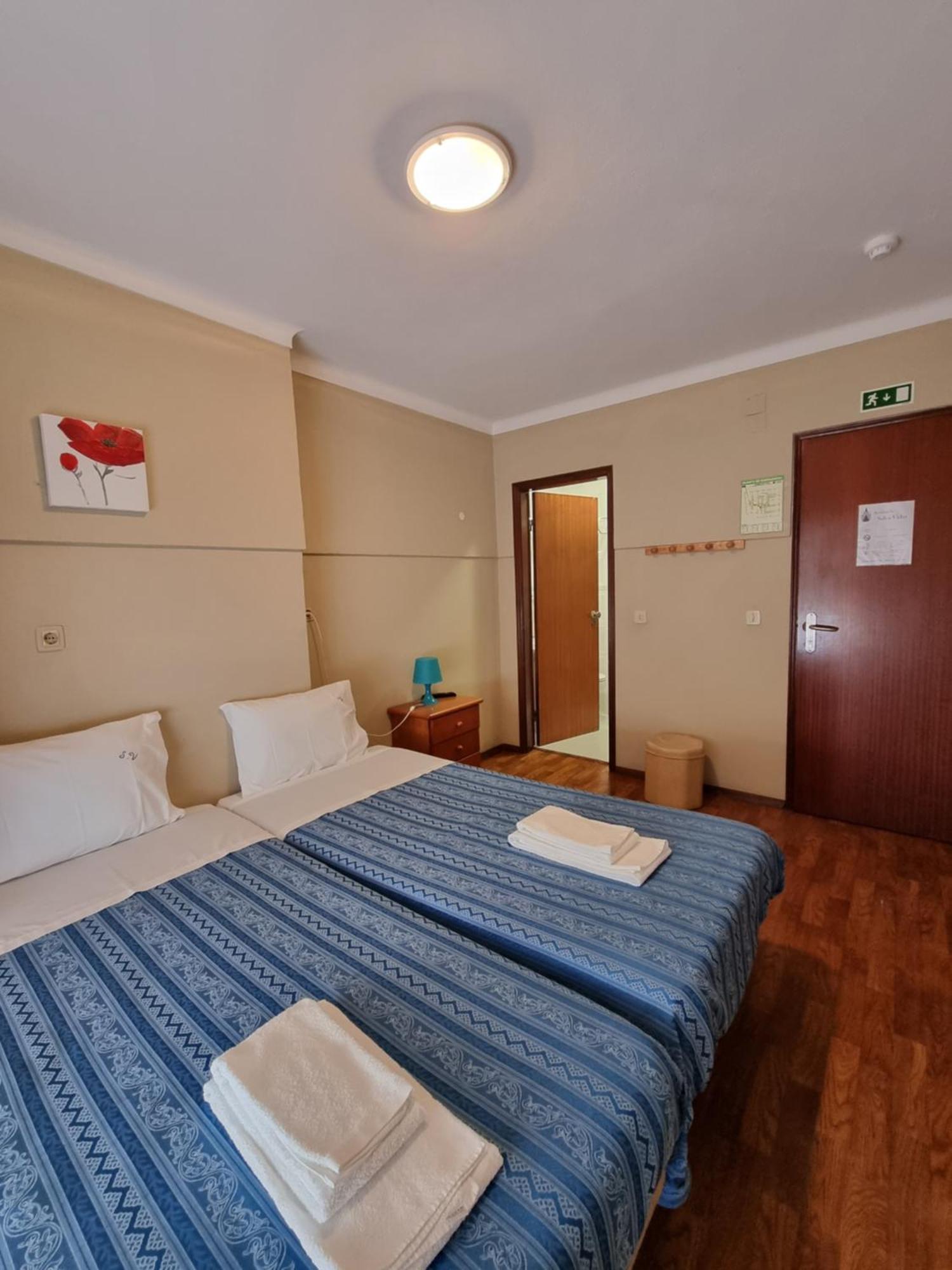 Residencia Salva-Vidas ナザレ 部屋 写真